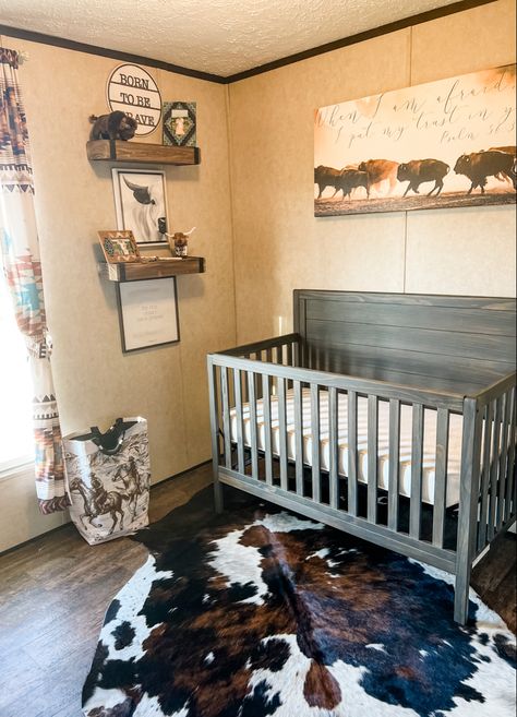 Southwestern Nursery Theme, Western Woodland Nursery, Small Western Nursery, Western Decor Nursery, Western Nursery Accent Wall, Country Baby Nursery Ideas, Ranch Theme Nursery, Mobile Home Nursery Ideas, Western Theme Nursery Girl