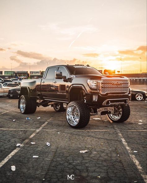 Black Trucks Aesthetic, Big Truck Aesthetic, White Chevy Truck, Pretty Trucks, Jacked Trucks, Denali Truck, Jacked Up Truck, Big Ford Trucks, Hot Trucks