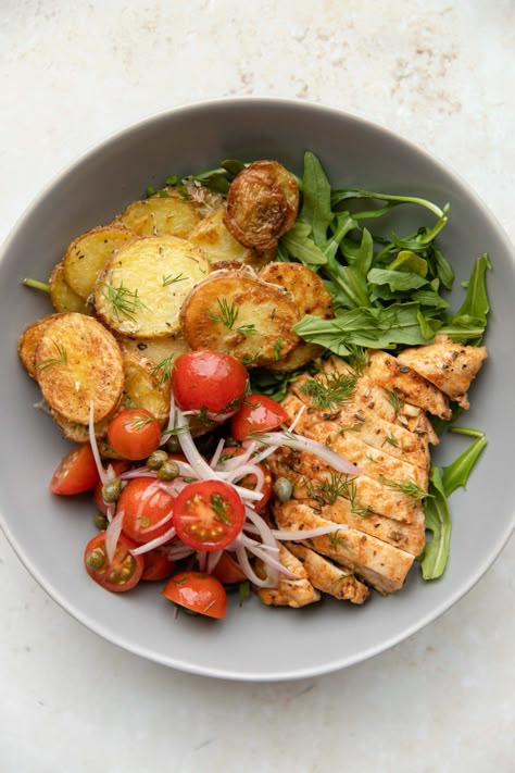 crispy potato and chicken bowl - the palatable life The Palatable Life, Palatable Life, Juicy Chicken Breast, Chicken Bowl, Crispy Potatoes, Juicy Chicken, Part 4, Good Eats, Chicken Breast