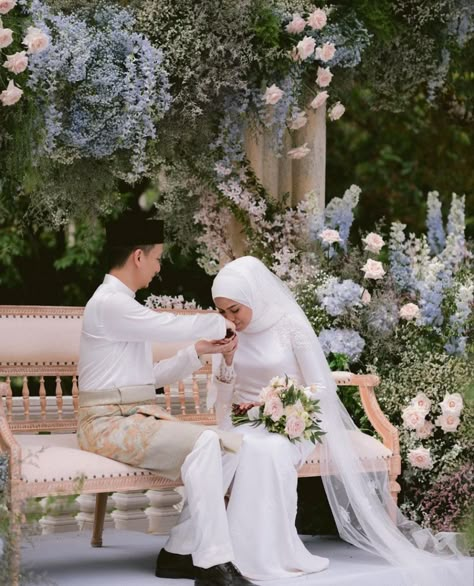 Wedding Malaysia Muslim, Akad Nikah Photography, Malay Wedding Photography, Gambar Kahwin, Nikah Photography, Foto Akad, Wedding Pelamin, Wedding Malaysia, Wedding Moments Photography