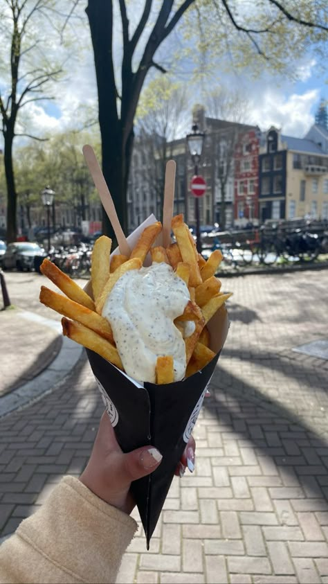 Fries Business, Brooklyn Cafe, Food Delivery Packaging, Food Franchise, Packaging Snack, Franchise Food, Hot Spices, Food Business Ideas, Delivery Packaging