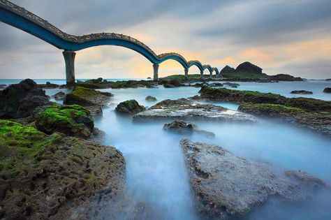 ; Taiwan Culture, Beautiful Bridges, Vacation Days, Dream Travel Destinations, Explore Travel, Covered Bridges, Incredible Places, Vacation Places, Magical Places