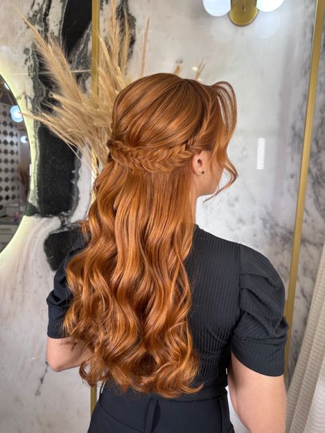 Auburn Hair Wedding Hairstyles, Long Ginger Hairstyles, Auburn Hair Half Up Half Down, Royal Hairstyles, Hoco Hairstyles, Copper Hair Color, Wedding Guest Hairstyles, Fresh Hair, Penteado Cabelo Curto