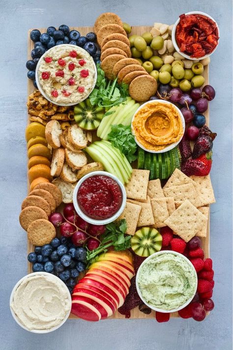 24 Christmas Charcuterie Board Ideas to Dazzle Your Guests (Because Simple Snacks Just Won't Cut It Anymore) Veg Charcuterie Board, Veggie And Cheese Charcuterie Board, Veggie Charcuterie Board Ideas, Snack Board Ideas, Veggie Tray Ideas, Christmas Charcuterie Board Ideas, Simple Charcuterie Board, Christmas Hosting, Christmas Charcuterie Board