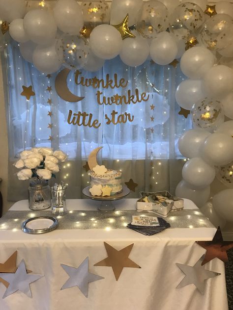 1st Birthday Party Backdrop, Twinkle Twinkle Gender Reveal, Moon Baby Shower Theme, Star Gender Reveal, Moon Stars Baby Shower, Gender Reveal Decor, Gender Reveal Baby Shower Themes, Star Baby Shower Theme, Gender Reveal Party Theme