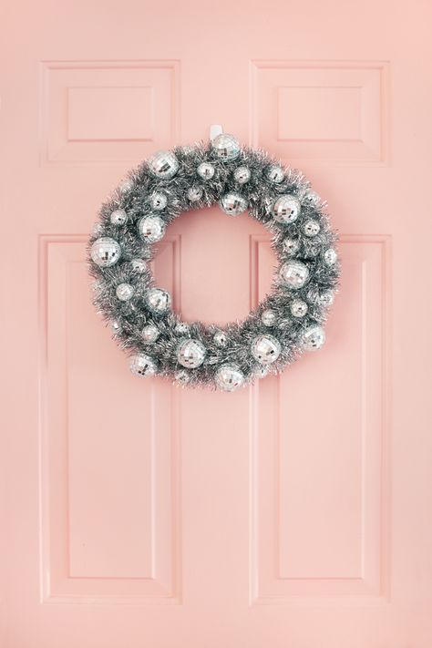 Nye Party Decor, Nye Party Decorations, Party Decor Ideas, Ball Wreath, Christmas Interiors, Nye Party, Ornament Ideas, Xmas Wreaths, Disco Balls