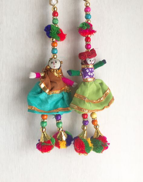 Handmade traditional gamthi doll latkan for chanya choli ... To buy message us on our whatsapp no +919099746187 or visit our instagram page Navratri Latkan, Dandiya Decoration, Shaadi Decoration, Latkan Designs, Tassels Fashion Clothing, Tassels Tutorials, Designer Tassels, Diy Fabric Jewellery, Miroslava Duma