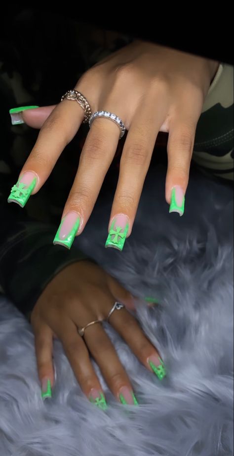 Nails Design Short, Luminous Nails, Tapered Square Nails, Green Nail Designs, Instagram Baddie, Colored Acrylic Nails, Almond Acrylic Nails, Unique Acrylic Nails, Bling Nails