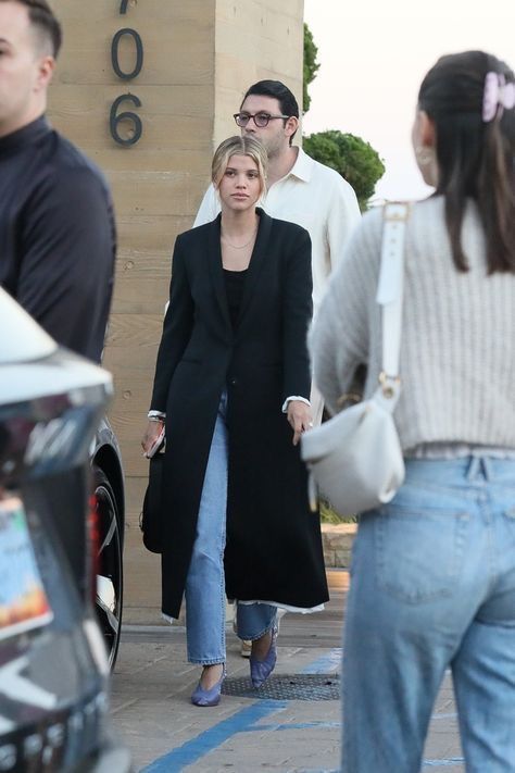 Sofia Richie Fall/Autumn Style Sophia Richie Outfits Winter, Sofia Richie Paparazzi, Sophia Richie 2023, Sophia Richie Outfits 2022, Sophia Richie Outfits 2023, Sophia Richie Aesthetic, Sofia Richie 2023, Sophie Richie Style, Sofia Richie Style 2023