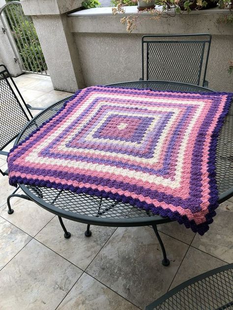 C2c In The Round Pattern, How To Crochet C2c In The Round, C2c In The Round, Ribbon C2c Blanket, C2c Silt Stitch Blanket, How To Change Colors In C2c Crochet, Round Crochet, Round Pattern, Do It Now