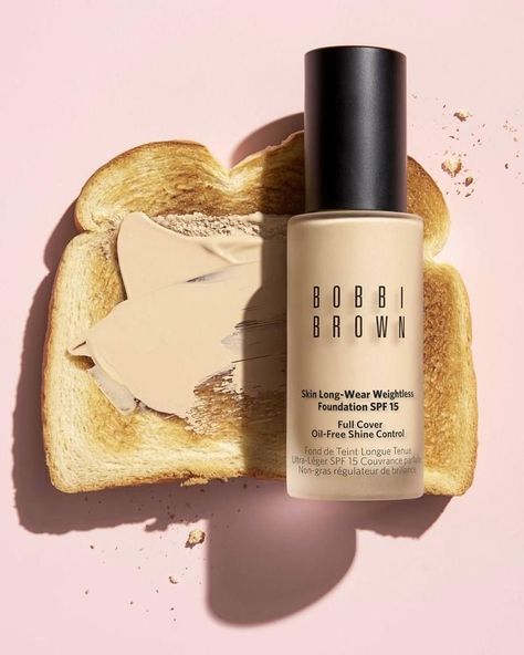 Bobbi Brown Foundation, Creative Advertising Photography, Beauty Video Ideas, Object Photography, Publicidad Creativa, Color Vibe, Cosmetics Photography, Still Life Photos, Beauty Products Photography