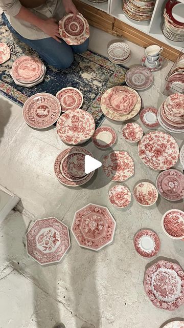 The Brooklyn Teacup: Vintage china, upcycled! on Instagram: "A closer look at the mix-matched china patterns our customers selected this weekend. 🤩 Feeling inspired by their tiered creations — excited to see what designs the new week has in store!! 💖 ✨ 💡💕 

Friendly reminder that our studio is open by appt only—Book yours online through the link in bio or on our website.
.
.
.
#tieredtraysaremyjam #parkslopeliving #finechina #vintagechina #chinashop #parkslopebrooklyn #homedecorlove #grandmillenialstyle #itsinthedetails" Teacup Vintage, Grandmillenial Style, Park Slope Brooklyn, Painting The Roses Red, Party Garden, Feeling Inspired, Tea Party Garden, Store Ideas, Friendly Reminder