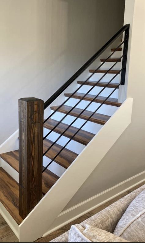 Diy Banister Makeover, Basement Stairs Railing, Bannister Ideas, Railings For Stairs, Stairway Makeover, Banister Remodel, Basement Master, New Year New Home, Stair Railing Makeover