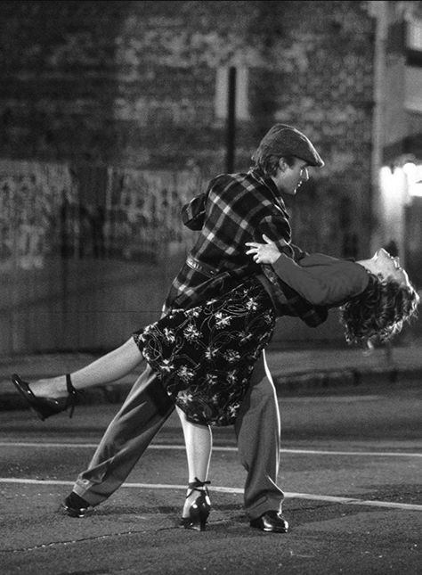 The Notebook Collage, 90's Couple Aesthetic, Movies Black And White, Dancing Black And White, Romantic Black And White, Dancing In The Street, Old Fashioned Love, Black And White Photo Wall, Black And White Picture Wall