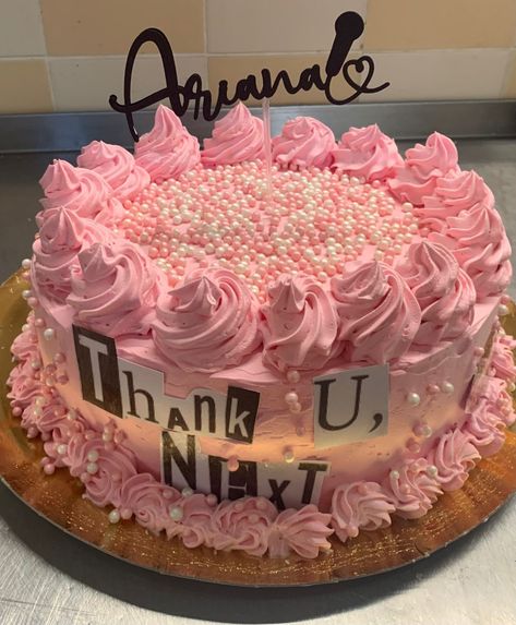 Thank You Next Cake, Clueless Birthday Cake, B Day Cake Ideas, B Day Cake Aesthetic, Ariana Grande Birthday Cake, Ariana Grande Cake, Pretty Snacks, Ariana Grande Birthday, 14th Birthday Party Ideas