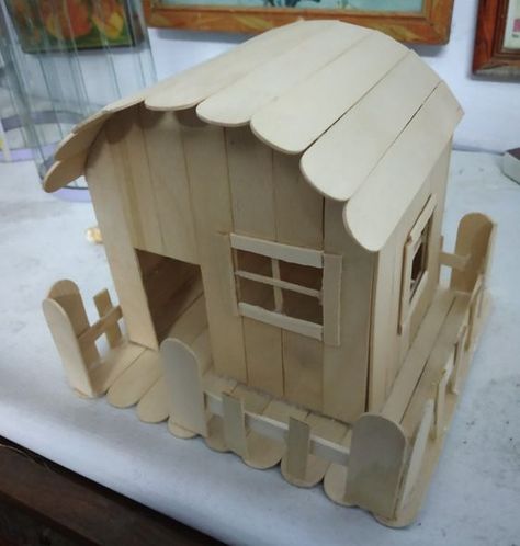 Craft Stick House, Popsicle Stick Houses Easy, Popsicle Stick Building, Stick Architecture, House Crafts For Kids, Sticks Craft Ideas, Mini House Model, Miniature House Diy, Spaceship House