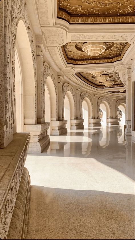 Bright Luxury Aesthetic, Greek Architecture Aesthetic, Sand Kingdom, Italian Country Home, Marble Aesthetic, Istoria Artei, Building Aesthetic, Castle Aesthetic, Baroque Architecture