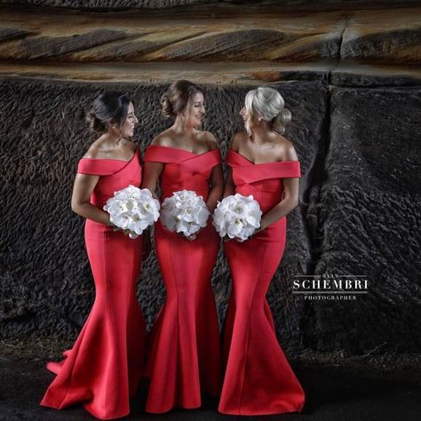 3,757 Followers, 879 Following, 777 Posts - See Instagram photos and videos from Abby- PRETTY POSH EVENTS (@prettyposhdesign) Satin Maid Of Honor Dress, Red Satin Bridesmaid Dresses, Satin Bridesmaid Dresses Long, Formal Wedding Dresses, Bridesmaid Dresses Ideas, Gown Mermaid, Maid Of Honor Dress, Mermaid Bridesmaid, Formal Prom Dress