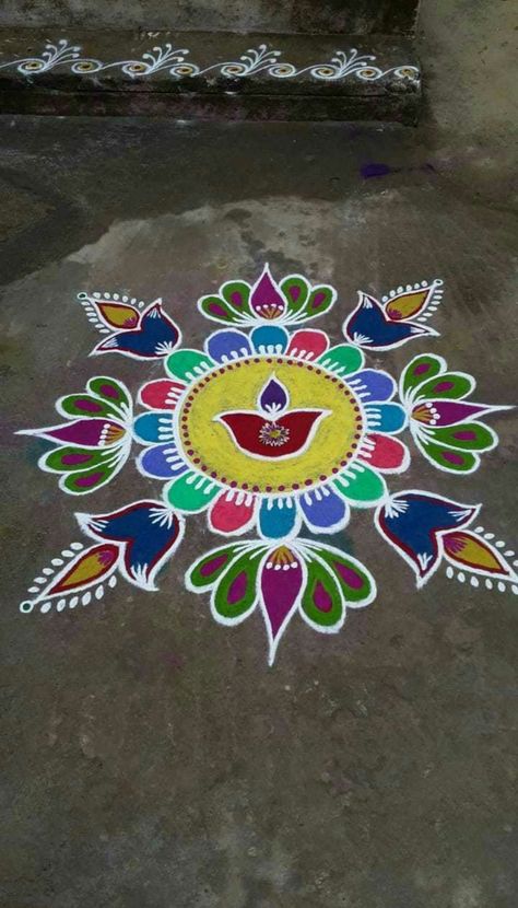 Uniq Rangoli Designs Latest, Line Rangoli Design, Roop Chaudas Rangoli, Kolangal Rangoli, Free Hand Rangoli Designs With Colours, Rangoli Kolam Designs With Colour, Beautiful Rangoli Designs Indian, Best Rangoli Designs, Best Rangoli