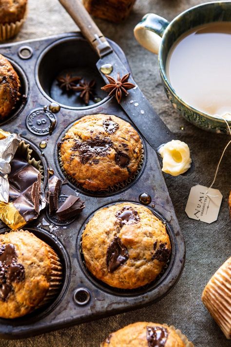 One Bowl Chocolate Chunk Chai Banana Muffins | halfbakedharvest.com #healthy #bananabread #muffin Healthy Muffin, Half Baked Harvest Recipes, Aip Desserts, Camping Breakfast, Oreo Cupcakes, Desserts Vegan, Harvest Recipes, Half Baked, Chocolate Chunk