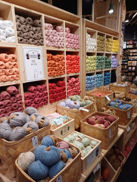 Yarn Store Aesthetic, Yarn Store Display Ideas, 2025 Blessings, Yarn Room, Yarn Display, Knitting Organization, Store Aesthetic, Crochet Store, Travel Knitting