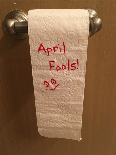 Family-friendly April Fools' Day pranks for kids Pranks To Do At Home, April Fools Pranks For Boyfriend, Prank Ideas For Friends, Pranks For Boyfriend, Pranks For April Fools, Camp Pranks, April Fools Tricks, Best April Fools Pranks, Pranks To Pull