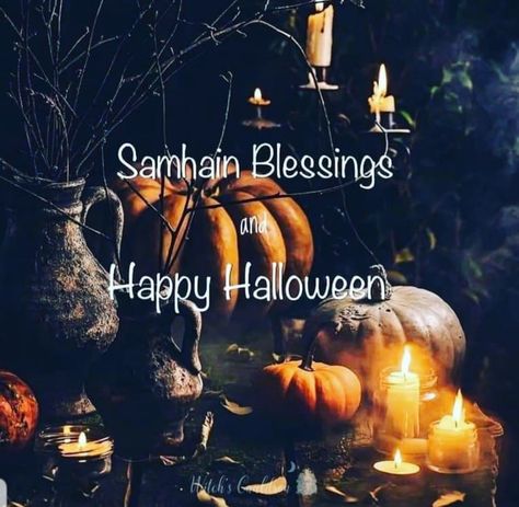 Blessed Samhain Quotes, Traditional Samhain Decorations, Samhain Blessings Quotes, Samhain Decorations, Happy Samhain, Blessed Samhain, Halloween Pics, Halloween Eve, Samhain Halloween