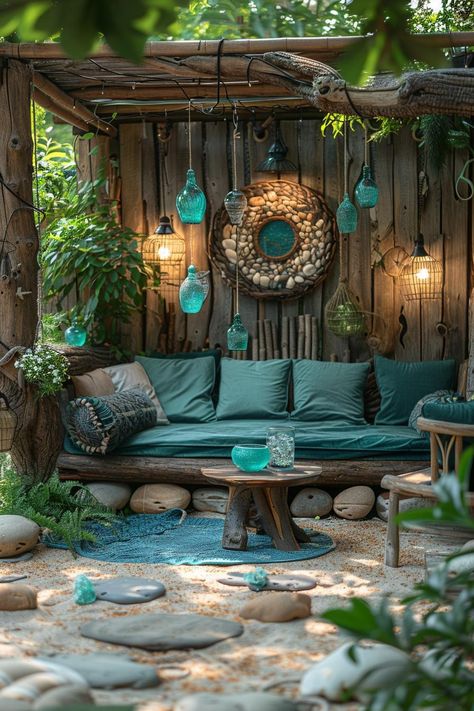 15 Creative And Stunning Small Garden Ideas Small Tranquil Garden Ideas, Outdoor Alcove Ideas, Small Garden Nook, Retreat Space Ideas, Peace Garden Ideas, Garden Nook Ideas Outdoors, Boho Deck Decor, Small Courtyard Ideas Garden Nook, Rustic Patio Decorating Ideas