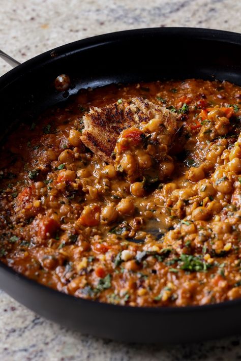 This protein packed Red Lentil chickpea stew with Italian herbs and sun-dried tomato is a super easy, one-pan, meal that is so satisfying and flavorful! A great weeknight meal with garlic bread or sourdough to dip, or serve it over pasta, baked potato, or roasted vegetables. Paleo Vegetarian, Peanut Stew, Instant Pot Cookbook, Vegan Stew, Italian Herbs, Protein Packed Meals, Chickpea Stew, Lentil Stew, Chickpea Recipes