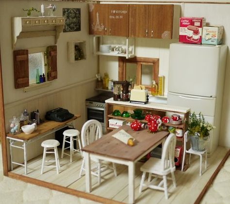 mini kitchen room box: Room Box Miniatures, Dollhouse Miniatures Kitchen, Mini Doll House, Dolls House Interiors, Miniature Rooms, Dollhouse Kits, Mini Kitchen, Miniature Kitchen, Miniature Diy