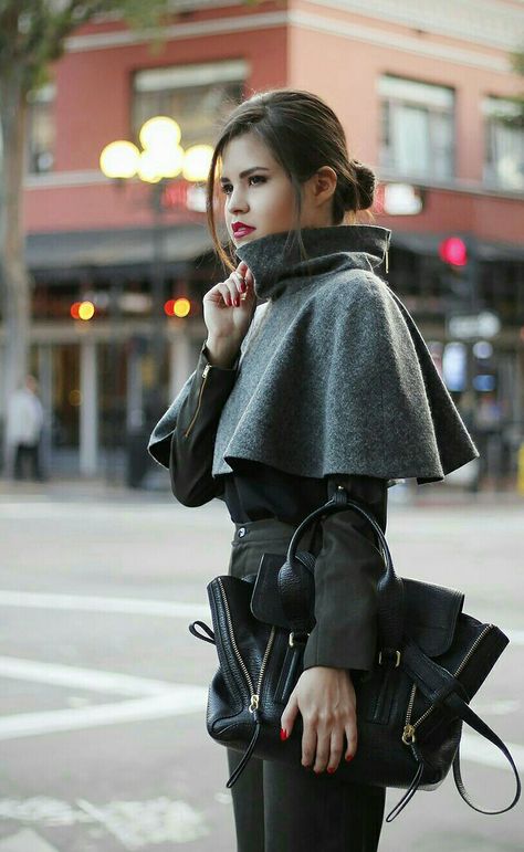 ~ Shawl Cape Outfit, Cape Shawl Outfit, Waist Cape, Fashion Cape, Modern Cape, Shawl Coat, Cape Outfit, Cape Blouse, Cape Fashion