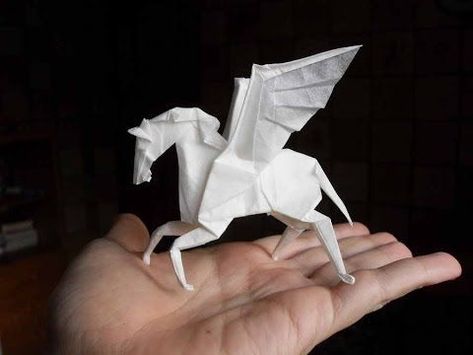 Origami Pegasus (Jo Nakashima) - YouTube Dragon Origami, Origami Horse, Origami Car, Origami Bowl, Origami Yoda, Tutorial Origami, Origami Bookmark, Origami For Beginners, Origami Dragon