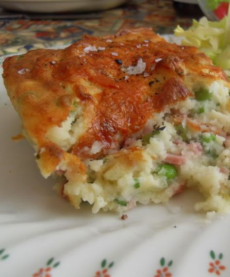 The English Kitchen: Mashed Potato Pie with Ham, Peas, Cheese and Chives Mashed Potato Pie, Boiled Ham, British Recipes, The English Kitchen, English Kitchen, Pickled Beets, English Kitchens, Leftover Ham, Potato Pie