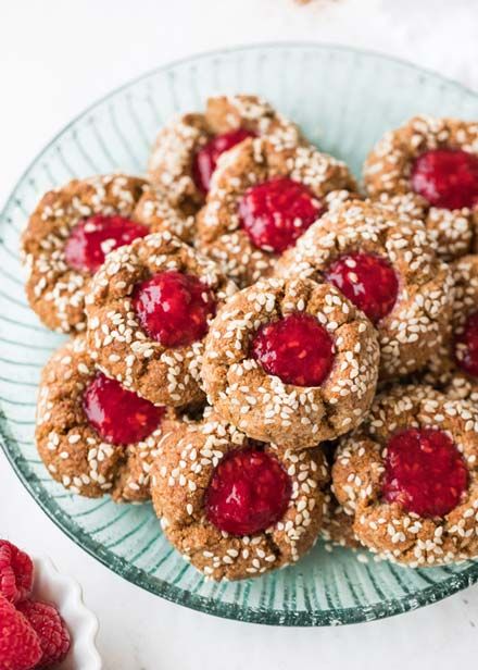 Medical Medium Christmas Recipes, Medical Medium Cookies, Medical Medium Recipes, Mm Cookies, Festive Fruit Salad, Mm Recipes, Raspberry Thumbprint, Puppy Chow Chex Mix Recipe, Maple Fudge