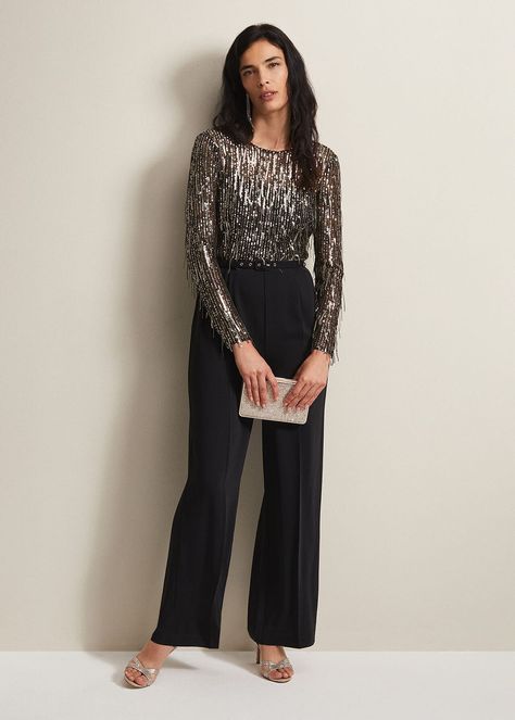 Party Pants Outfit Night Out, Black Semi Formal Outfits For Women, Wedding Guest Outfit Trousers, Pants Party Outfit, Semi Formal Outfits For Women Parties, Sequin Top Outfit, Formal Outfits For Women Parties, Semi Formal Outfits For Women, Xmas Party Outfits