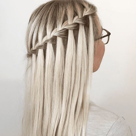 Waterfall Braid Hairstyle, Waterfall Hairstyle, Braiding Your Own Hair, Waterfall Braid, Peinados Fáciles Para Cabello Corto, Hairdo For Long Hair, Braids For Long Hair, Everyday Hairstyles, Hairstyle Ideas