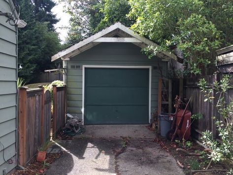 Before: a view of the street-facing garage door. Granny Pad, Garage Door Designs, Granny House, Industrial Design Style, Garage Door Types, Garage Loft, Garage Door Design, Barn Garage, Garage Apartments