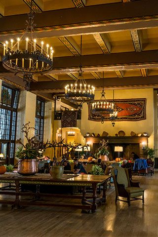 Ahwahnee Hotel Yosemite, Awhanee Hotel Yosemite, Pnw Cottagecore, Boss Cabin, Big Sir, Ahwahnee Hotel, Cabin Mansion, Lodge Ideas, Yosemite Trip