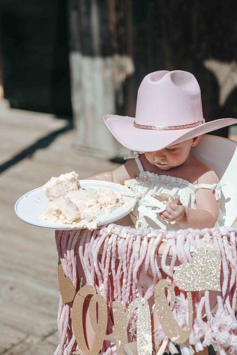 Pink Cowgirl Birthday, Dolly Parton Birthday, Rodeo Baby, Rodeo Birthday Parties, Cow Birthday Parties, Barnyard Birthday Party, Rodeo Party, Farm Themed Birthday Party, Western Birthday