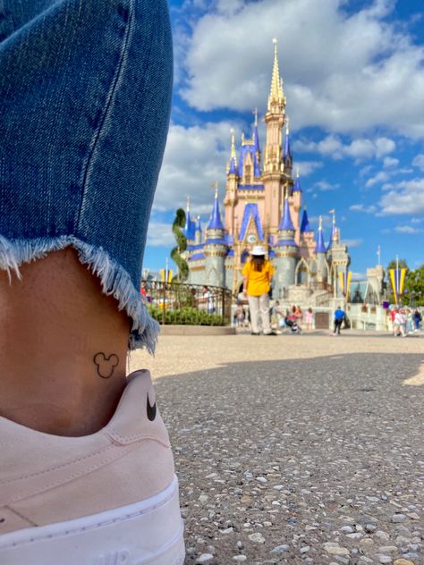 Disney Tattoos Mickey, Tiny Disney Tattoo, Matching Disney Tattoos, Cute Disney Tattoos, Minnie Tattoo, Disney Inspired Tattoos, Mickey Tattoo, Miki Mouse, Mickey Mouse Tattoo