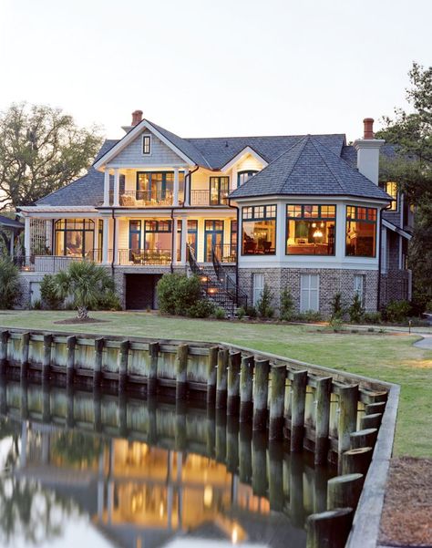 Windows completed by Newman Replacement Windows let in this home's stunning landscape. #luxeSoCal Milgard Windows, Lake Houses Exterior, Homes Exterior, Seattle Homes, House Dream, Photo Grid, House Hunters, Craftsman Bungalows, Luxe Interiors