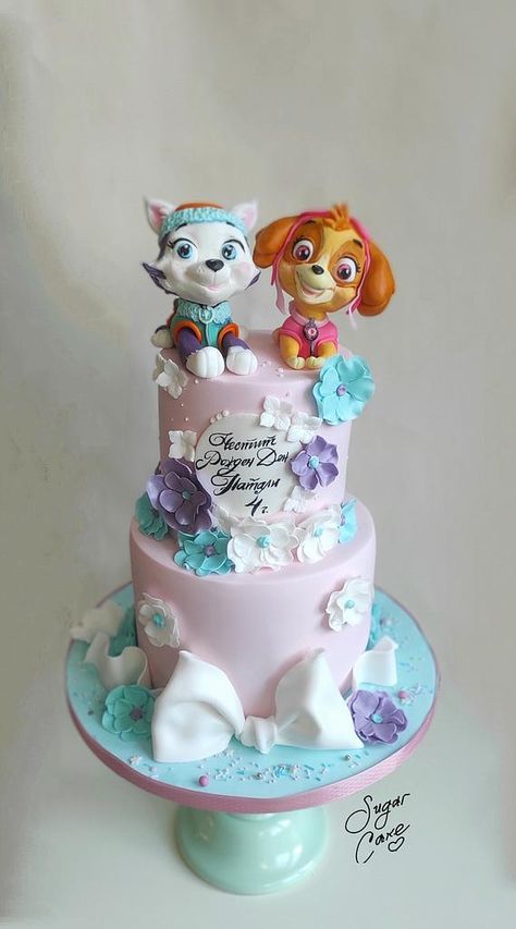 Birthday cake for a little girl,she loves Skye and Everest. #pawpatroltoppers #cake #cakedecorating #cakeart #cakedecor #cakesdecor Skye And Everest Cake, Skye Paw Patrol Cake, Paw Patrol Birthday Party Cake, Paw Patrol Skye Birthday, Skye And Everest, Belle Cake, Paw Patrol Birthday Cake, Baby First Birthday Cake, Paw Patrol Cake