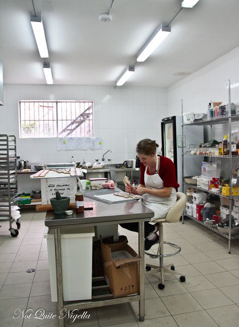 Cookies & Milk, Newtown Sydney [PolkaDotCookies] Baking Studio Interior Small Spaces, Bakery Kitchen Ideas, Bakery Kitchen Design, Chefs Kitchen Design, Baking Room, Baking Studio, Restaurant Kitchen Equipment, Newtown Sydney, Restaurant Kitchen Design