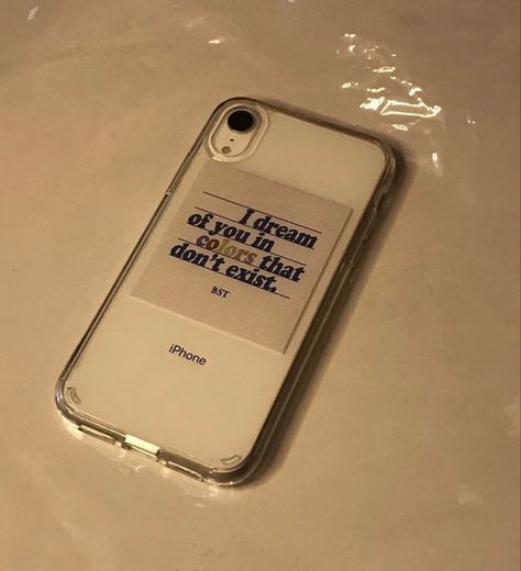 Aesthetic Quotes For Phone Case, Iphone 4s Aesthetic, Iphone Xr Case Ideas, Iphone Xr Cases Aesthetic, Cellphone Aesthetic, Iphone Xr Aesthetic, Fotografi Digital, Phone Case Quotes, Fotografi Vintage