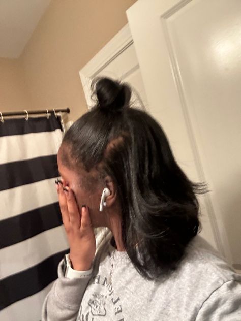 Flat Iron Ponytail, Natural Hair Bob Cut, Natural Hair Ponytail, Silk Press Natural Hair, Natural Hair Bun Styles, Quick Natural Hair Styles, Braided Cornrow Hairstyles, Short Curly Haircuts, Quick Braided Hairstyles