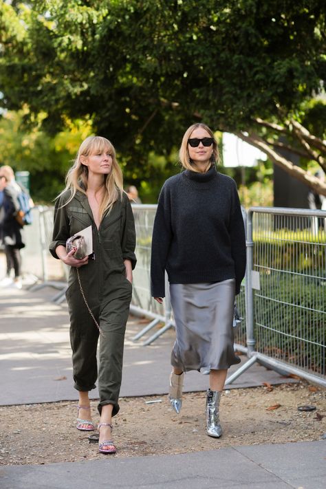 Spring Weekend Outfit, Pernille Teisbaek, Silver Boots, Paris Fashion Week Street Style, The Best Street Style, Best Street Style, Weekend Outfit, 가을 패션, Cool Street Fashion