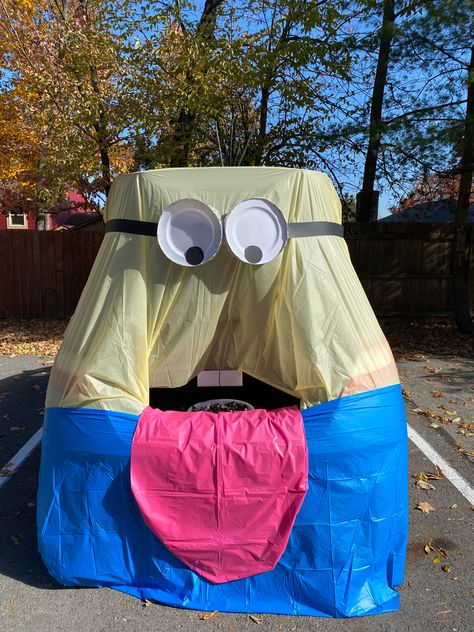 Trunk Or Treat Minion Theme, Minion Trunk Or Treat Ideas For Trucks, Quick Trunk Or Treat Ideas For Cars, Minion Trunk Or Treat Ideas For Suv, Despicable Me Trunk Or Treat Ideas, Minions Trunk Or Treat Ideas, Despicable Me Trunk Or Treat, Minions Trunk Or Treat, Minion Trunk Or Treat Ideas