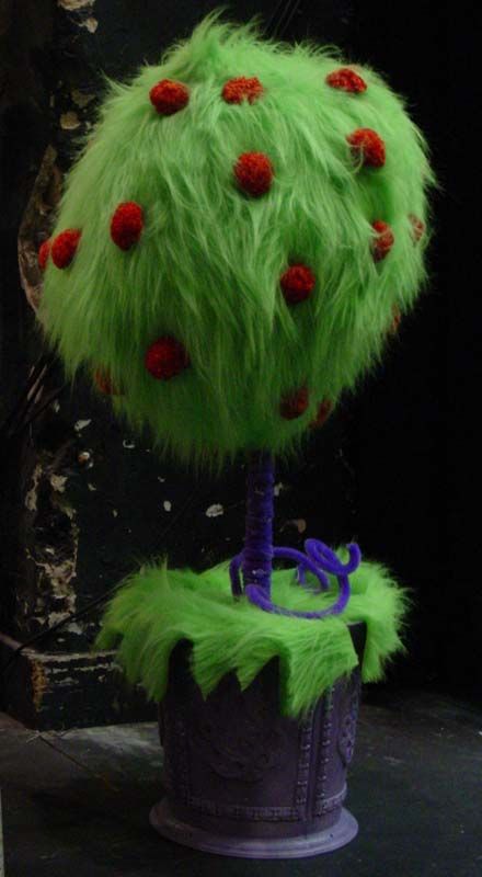 I like the extra-furriness of this Seussical pillberry bush. Pill Berry Bush Seussical, Pillberry Bush Seussical, Truffula Trees Diy, Seussical Props, Seussical Set, Seussical Jr, Seussical Costumes, Grinch Christmas Party, Whoville Christmas