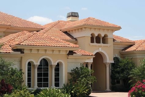 Clay Roof Tiles, Clay Roofs, Residential Roofing, Roof Architecture, Mediterranean Design, Cool Roof, Spanish Style Homes, Roof Styles, Casa Exterior