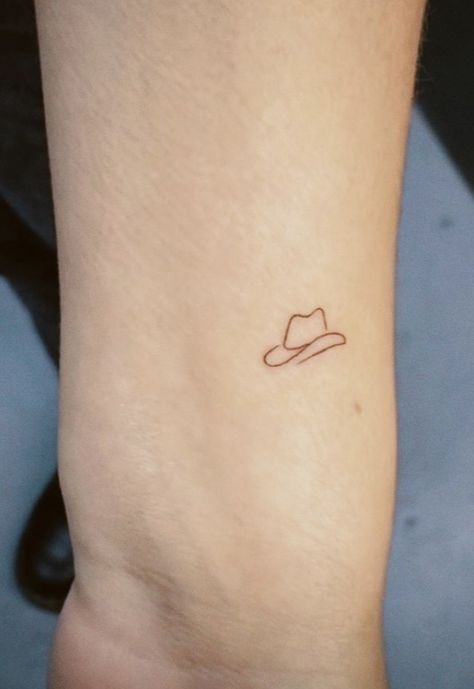 hat wrist tattoo Cowboy Stick And Poke Tattoo, Cowboys Hat Tattoo, Cowboy Hat Tattoo Small Simple, Cowboy Hat Stick And Poke, Simple Cowboy Hat Tattoo, Pie Tattoo Simple, Small Cowboy Hat Tattoo, Nashville Tattoo Ideas, Farmer Tattoo